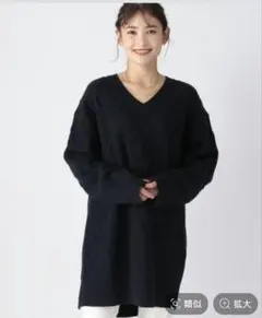 ネイビー　ロングニットセーターのサムネイル