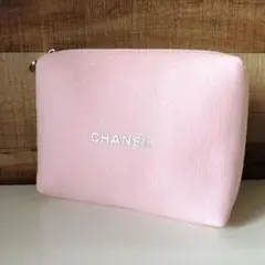 CHANEL ピンク キャンバスポーチ