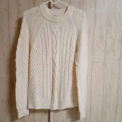 アイボリー ケーブルニット 長袖セーター