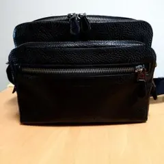 COACH ブラック レザー ショルダーバッグ