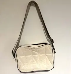 アイボリー キルティング ショルダーバッグ
