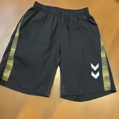 hummel 黒色パンツ サイドストライプ