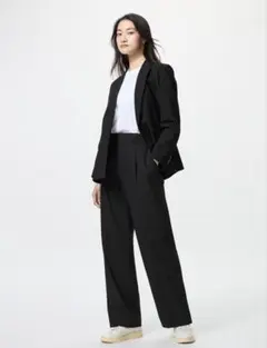 UNIQLO タックワイドパンツ/丈長め