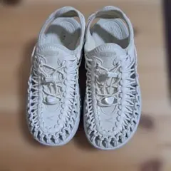 KEEN ユニーク　アストリア　トレッキングシューズ