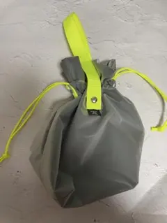 asyu vinyl neon kinchaku バッグ　ブラック×イエロー