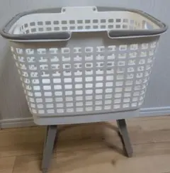 Item thumbnail for item 9c04f4ed-6643-49ec-914a-58e42a78b358