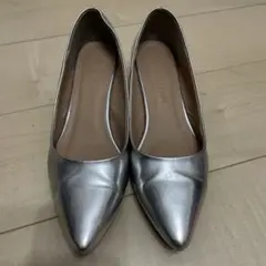 ほぼ新品❗️BROWNY シルバー ポインテッドトゥ パンプス