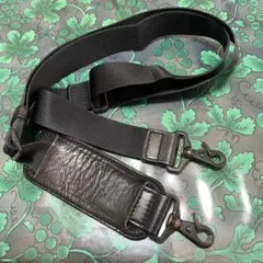 ショルダーストラップ