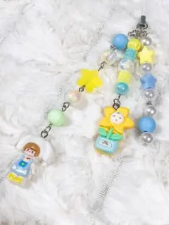 【ハンドメイド品】黄色いひまわりとお花屋さんのビーズキーホルダー