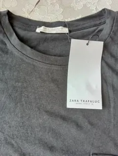新品未使用ZARA TRAFALUC 黒 Tシャツ ポケット付き