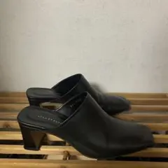 スクエアトゥレザーミュール/adam et rope