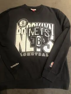 Item thumbnail for item 06be15dc-4d18-422f-a0f7-4e1bb66e2fff