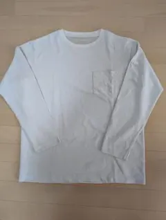 ホワイト長袖カットソー胸 ポケット付