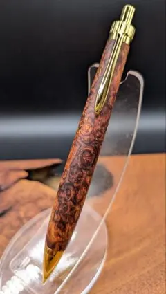 Item thumbnail for item f9222ed0-bc98-4b5f-8469-ac299c5a6823