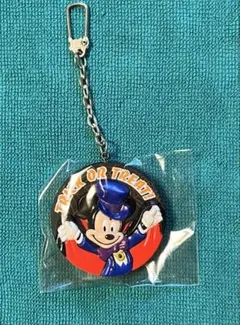 549.昔の東京ディズニーランド配布 キーチェーン ミッキー ハロウィン2001