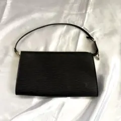 ルイヴィトン M52952 エピ ポシェットアクセソワール21 ポシェット 本
