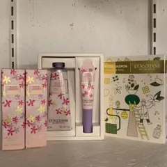 ✨ぜーんぶこの香り…✨L'OCCITANE ジャスミンローズ コフレ セットのサムネイル