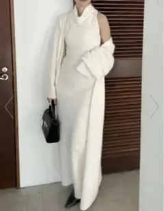 スナイデル　メリノウールアメスリニットワンピース　白