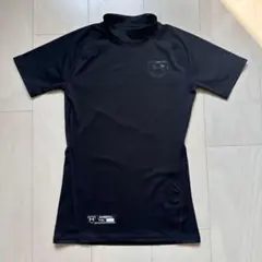 Under Armour YXL ブラック アンダーシャツ キッズ