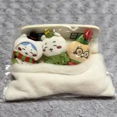 ちいかわ ハッピーホリデーなおやすみベッドと繋がるマスコットセット
