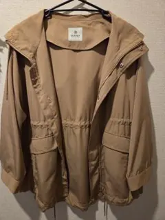 nanoユニバース フード付きベージュジャケット