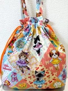 可愛いバレリーナが沢山布地の持ち手付き巾着 ♡　コヤンイサムチョン　ハンドメイド