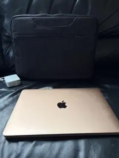 Apple MacBook Air ゴールド 本体　カバー付き