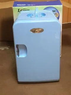 フライングタイガーミニ冷蔵庫コスメ用冷蔵庫 - メルカリ