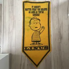 Peanuts Linus タペストリー ピンク - メルカリ