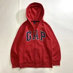 赤ジップパーカー