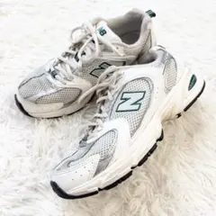 【最終値下げ】美品✨ New Balance 530 スニーカー 24cmのサムネイル