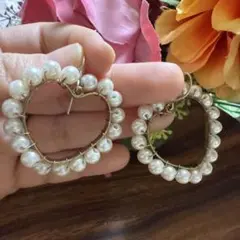 ハート型パール風ビーズピアス（大・小ペア）消毒済　同梱場合おまけ可能