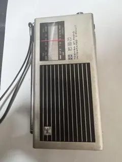 SONY SRF-R633V TV/FM/AMラジオ 動作品 イヤホン難あり - メルカリ