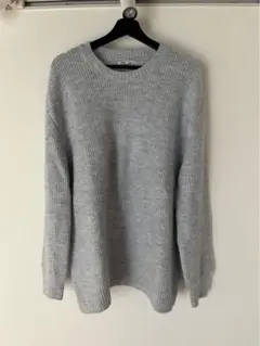 ZARA グレー リブ編み クルーネックセーター - メルカリ