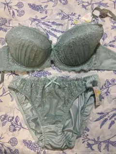 Item thumbnail for item ec0e5398-7641-4d1c-8bbc-e591b4115fce