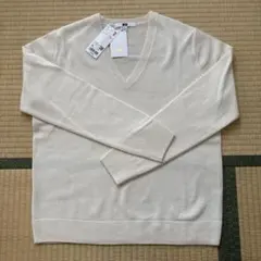 【値下げ】UNIQLO 100% CASHMERE Vネックセーター XL 白