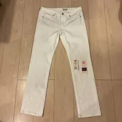 ユニクロ　ヒートテックスキニーフィットストレートジーンズ　27（68.5センチ)