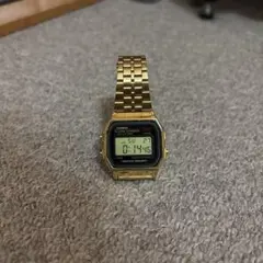 CASIO デジタル腕時計 ゴールド