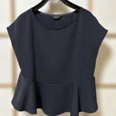 Spick and Span Noble ペプラムトップス ネイビーのサムネイル