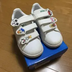 adidas Stan Smith 16cm ディズニーキャラクター付きシューズ