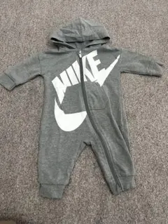 NIKE ナイキ　ロンパース　カバーオール　フード　ジップ　6M 62-68cmのサムネイル