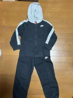 Nike キッズ ジャージセット 黒・灰色 フード付き