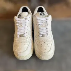 Nike Air Force 1 ホワイト　ピンクシューレース