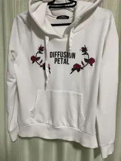 AVAIL AVANTGARDE トレーナー刺繍入り フード付き