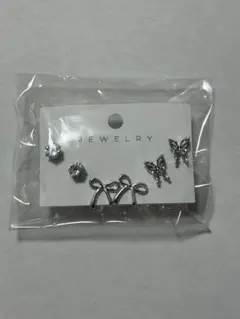 蝶とリボンのピアスセット　ピアス　シルバー　蝶　リボン