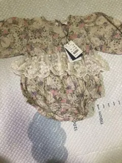 花柄ロンパース　新品