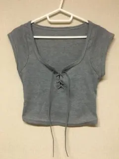 SHEIN グレー 半袖 クロップドTシャツ レースアップ