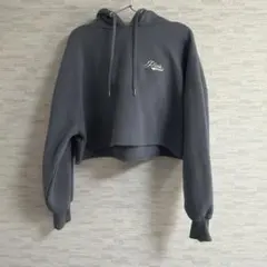 【美品】ナイスクラップ クロップド丈 裏起毛 パーカーのサムネイル