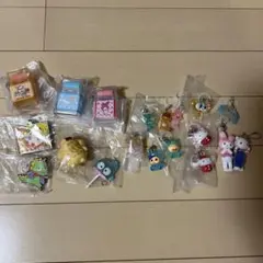 めじるしアクセサリー　ガチャガチャ　キーホルダー　まとめ売り