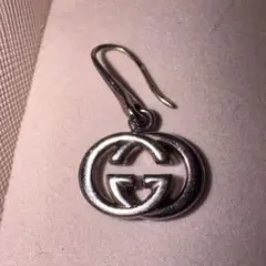 ！最終値下げ！GUCCI インターロッキングG ピアス 片耳用のサムネイル